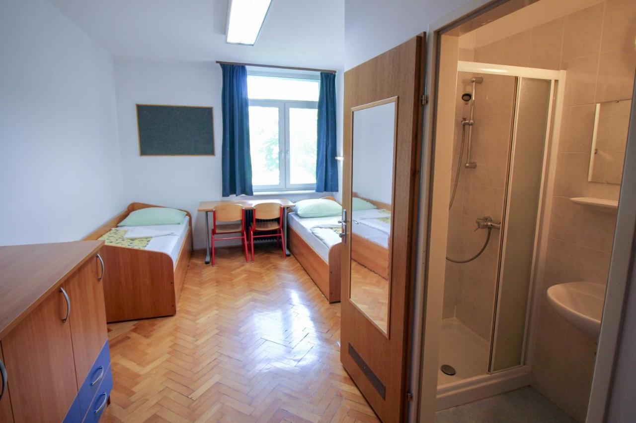 Dijaski Dom Bezigrad Ljubljana Hostel Exteriér fotografie