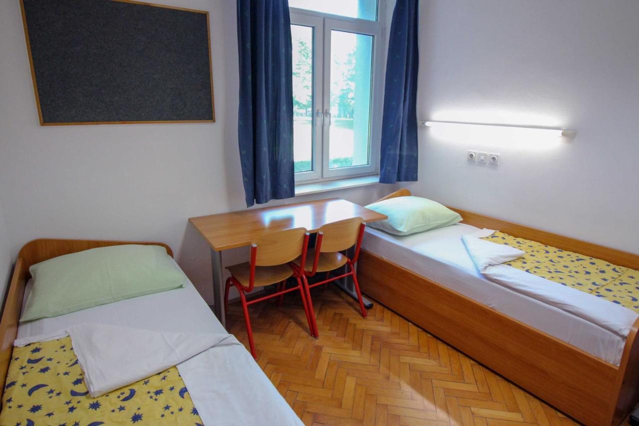 Dijaski Dom Bezigrad Ljubljana Hostel Exteriér fotografie